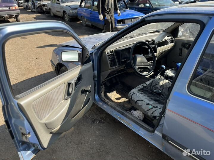 В разборе Ford Sierra CD 1982-1986