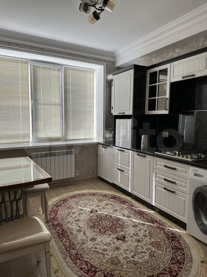 1-к. квартира, 43 м², 2/3 эт.