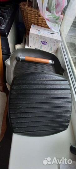 Чугунная сковорода гриль с прессом биол