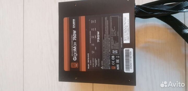 Блок питания Zalman giga max 750w