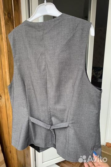 Школьный костюм 42р