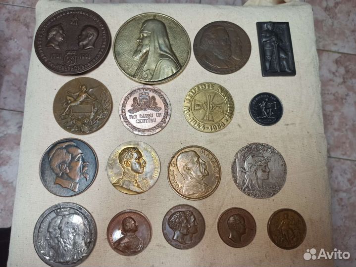 Медаль настольная, плакетка