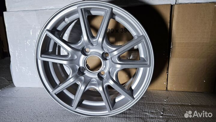 Литые диски x'trike x-104 R14 6J 4*98 D58.5 ET38