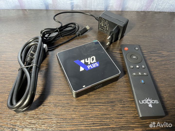 Андроид смарт тв Ugoos X4Q Plus