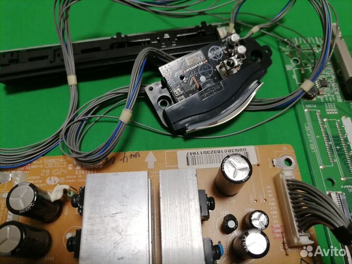 Блок питания + плата с телевизора LG 32LH2000
