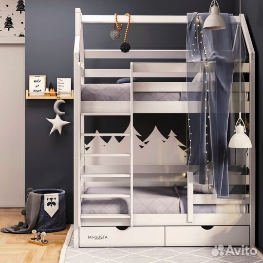 Детская двухъярусная кровать домик