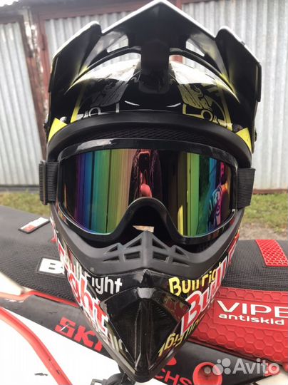 Шлем кроссовый с очками
