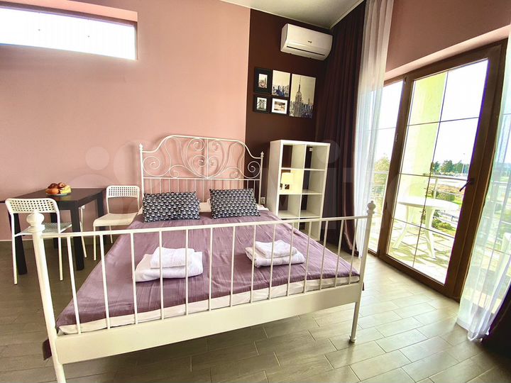 2-к. квартира, 50 м², 3/3 эт.