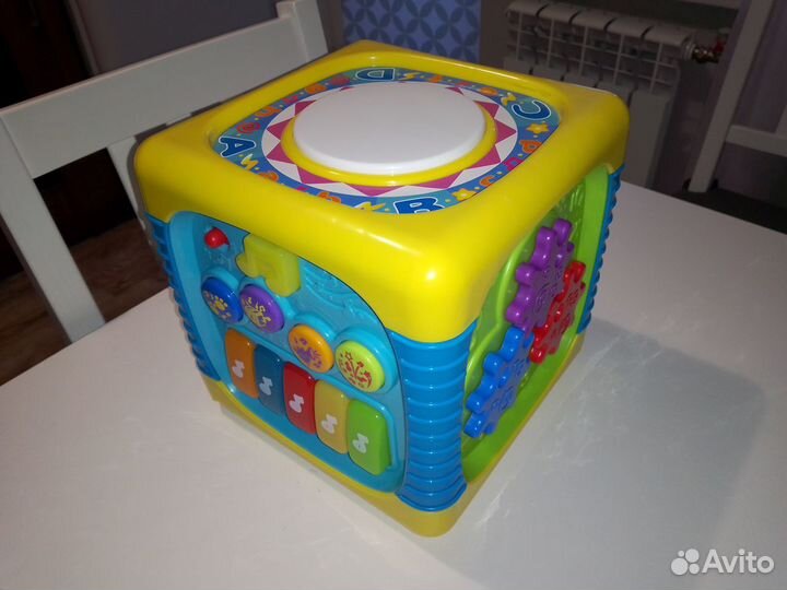 Кубик развивающий