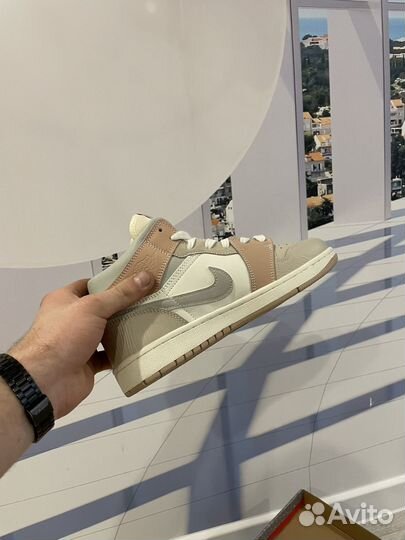 Новые кроссовки Nike Air Jordan