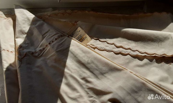 Скатерть круглая строчевышитая с салфетками