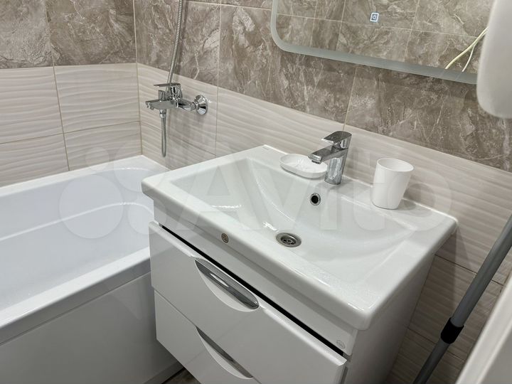 1-к. квартира, 33 м², 4/10 эт.