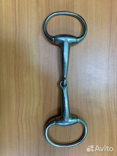 Трензель для лошади