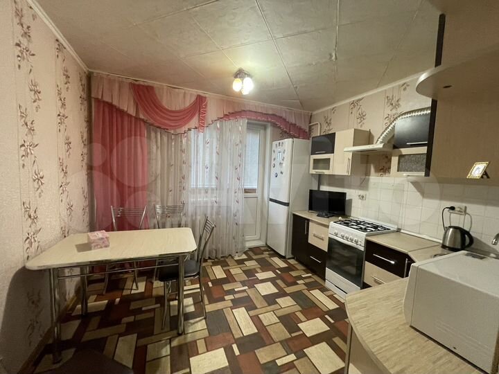 2-к. квартира, 59 м², 1/9 эт.