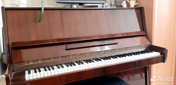 Пианино Заря