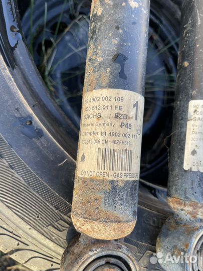 Задние амортизаторы passat b6 b7 cc