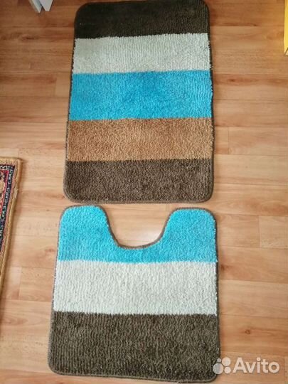 Коврик для ванной и туалета