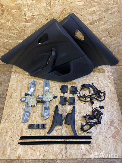 Комплект задних стеклоподъемников Ford Focus 3