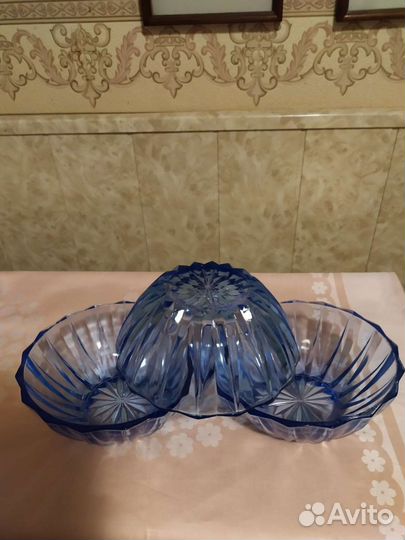 Вазы для фруктов из цветного стекла