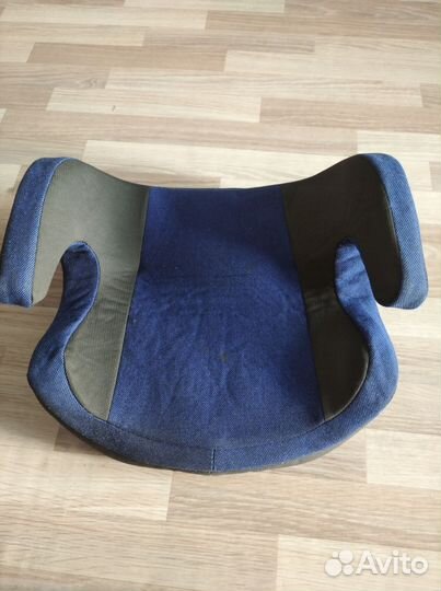 Детское кресло / бустер