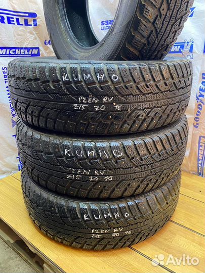 Kumho I'Zen RV Stud KC16 215/70 R16 100T