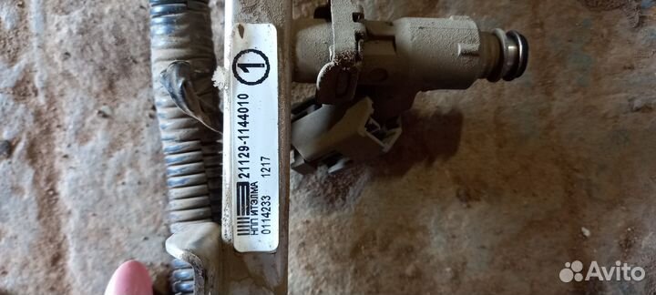 Топливная рампа в сборе xray