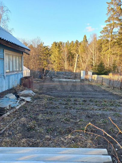 Дача 20 м² на участке 6 сот.