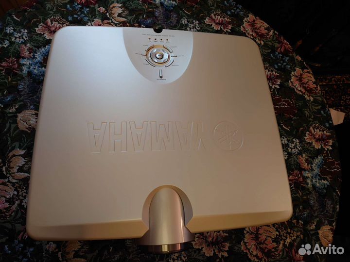Проектор Yamaha DPX 1300