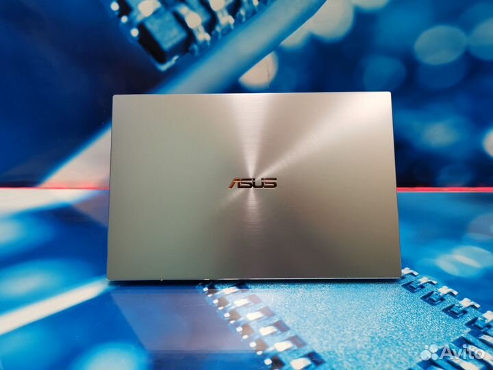 Компактный Ноутбук Asus для дома, дизайна / IPS