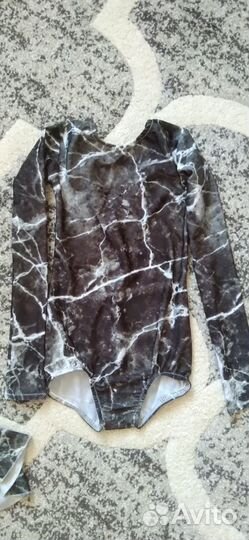 Купальник и юбка. Лайкра