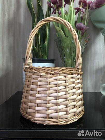 Корзина плетеная