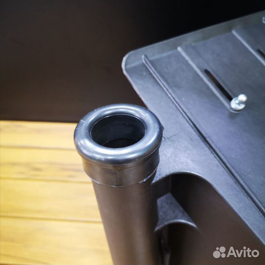 Столик для эхолота