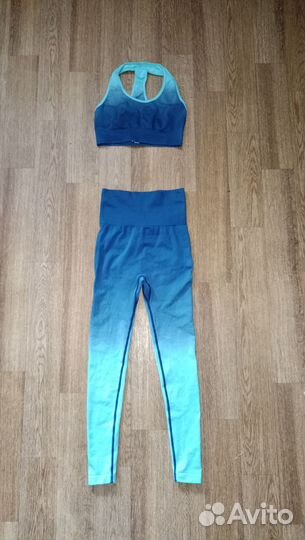 Костюм для фитнеса