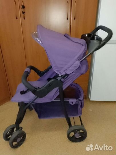 Прогулочная коляска новая
