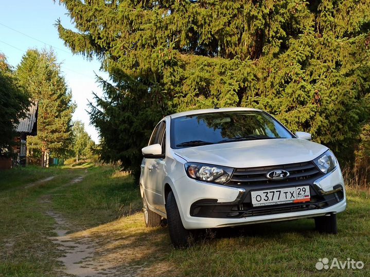 Лада Гранта 2023 г.в. в прокат без водителя