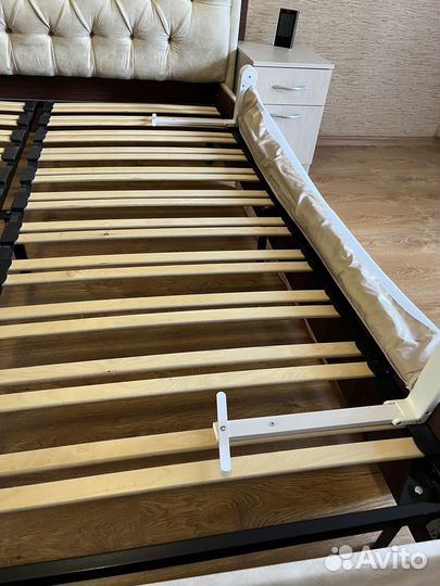 Бортик ограничитель для кровати