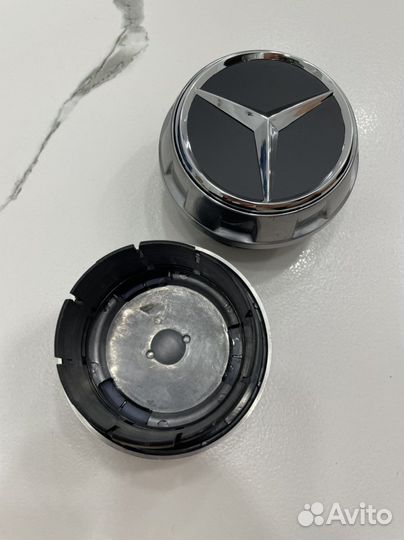 Колпачки закручивающиеся Mercedes AMG 67 мм