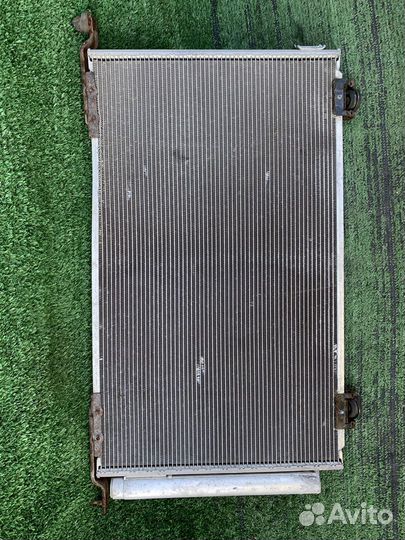 Радиатор кондиционера Toyota Avensis AZT255