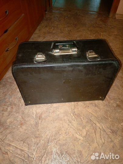 Швейная машинка чайка