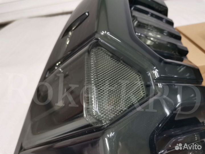 Задние фонари Toyota Hilux c 15 г стиль 2020 г