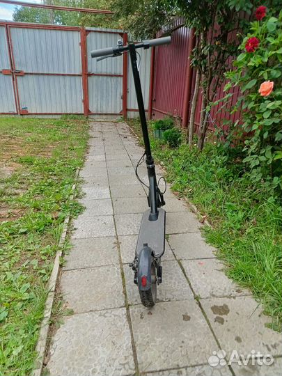 Продам электросамокат