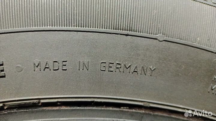 Continental Conti4x4IceContact 215/65 R16 102T