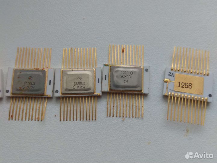 Микросхема 133 ид3