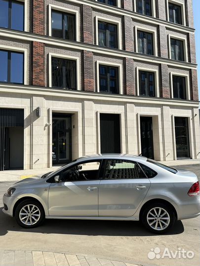 Volkswagen Polo 1.6 AT, 2015, 115 000 км