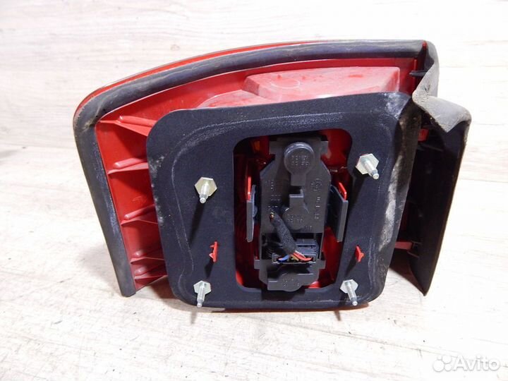 Фонарь задний правый Audi A6 C5 универсал