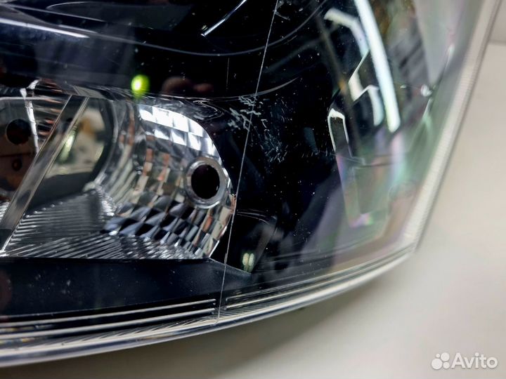 Ford Transit (c 14) фара левая