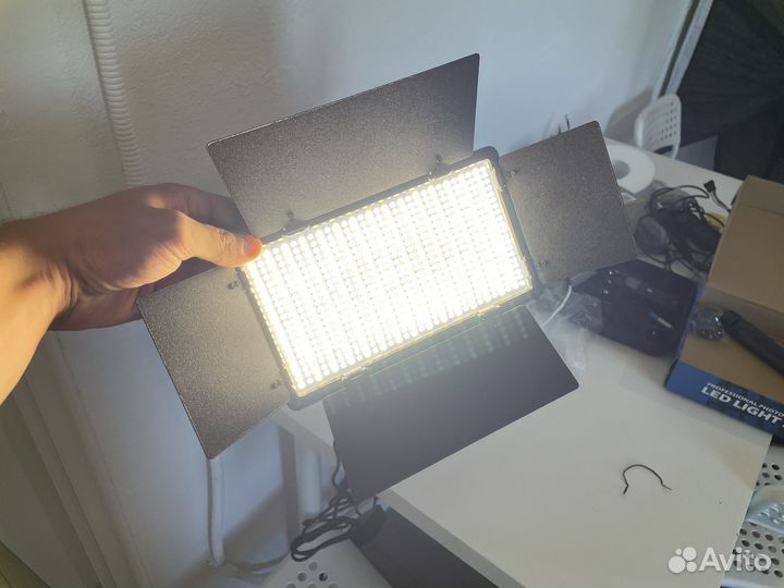 Видеосвет Led 600