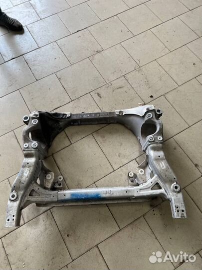 Передний подрамник Mercedes W213 W205 W257 4 matic