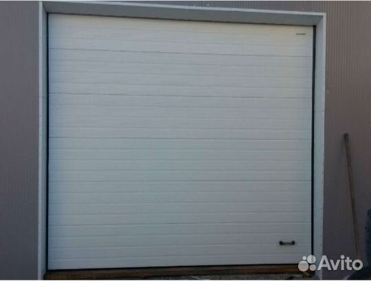 Ворота гаражные секционные