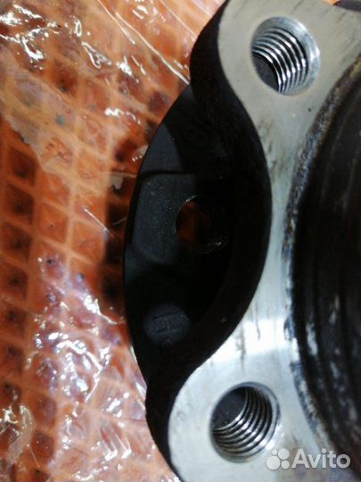 Ступица с подшипником Audi Q5 I 8R cdnc 2012